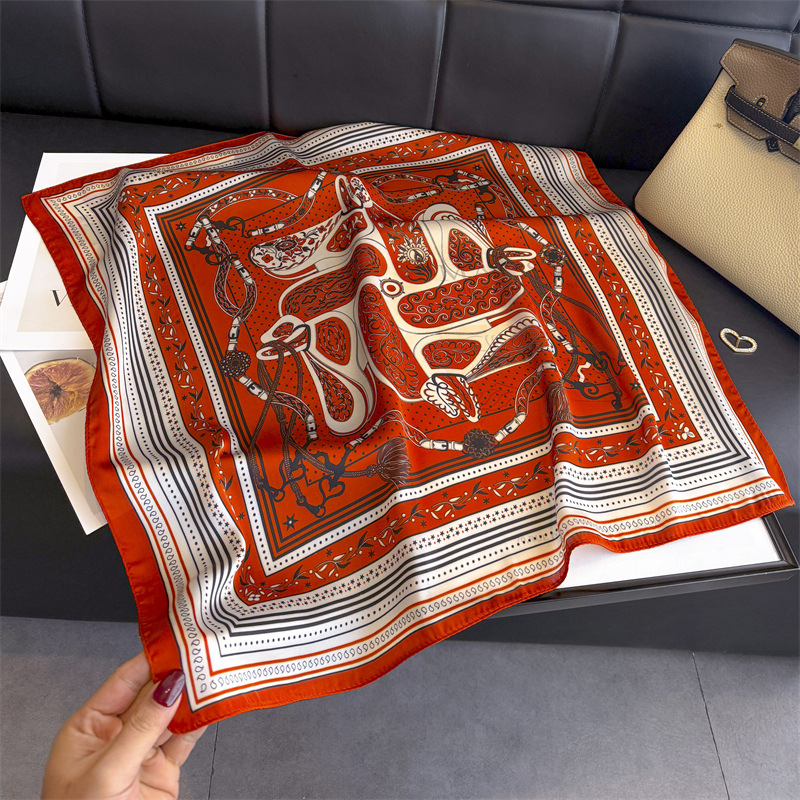 Yeni Bandana Tasarımcı Ipek Ka - Scarf Silk Square incelemesi ve fiyatı